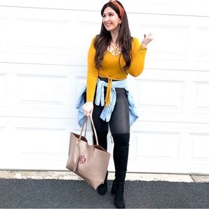 Gaze USA Mustard yellow long sleeve crop top tie bottom cutout small cropped Y2K